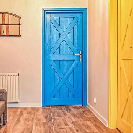 6 Bedroom Beautiful In