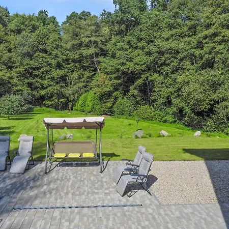 6 Bedroom Beautiful In Sianow