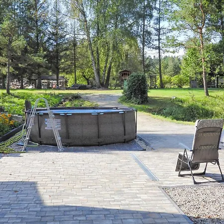 6 Bedroom Beautiful In