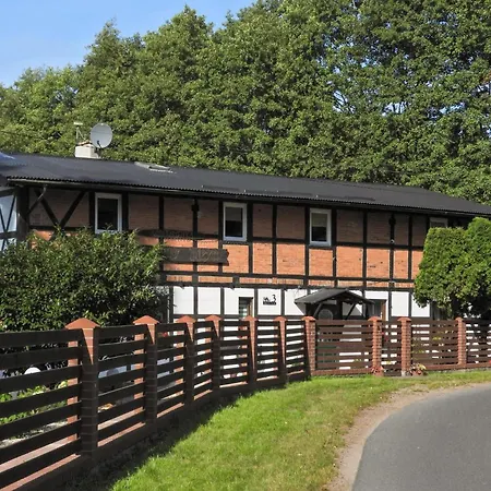 Casa de Férias 6 Bedroom Beautiful In Sianow