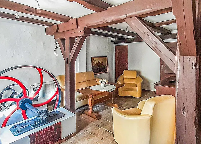 6 Bedroom Beautiful In Sianow